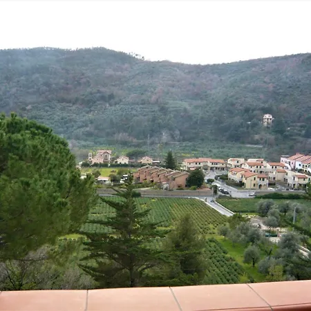 Sotto I Pini