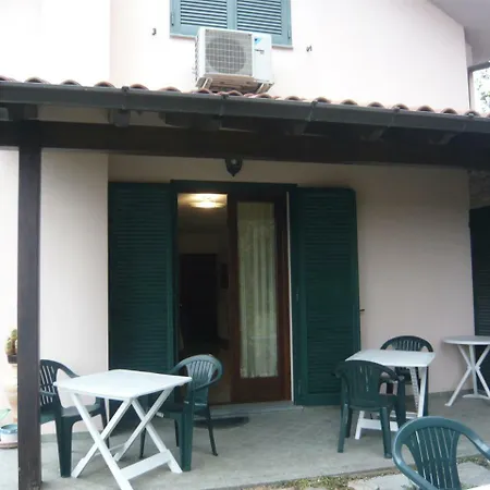 Sotto I Pini *